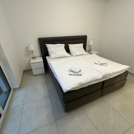 Schoene Neubauwohnung Mit Stil Билефельд Экстерьер фото