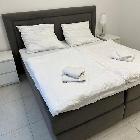 Schoene Neubauwohnung Mit Stil Билефельд Экстерьер фото